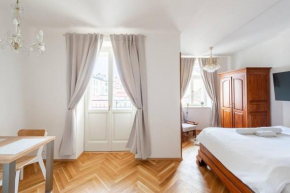 Little Chateau, Prague